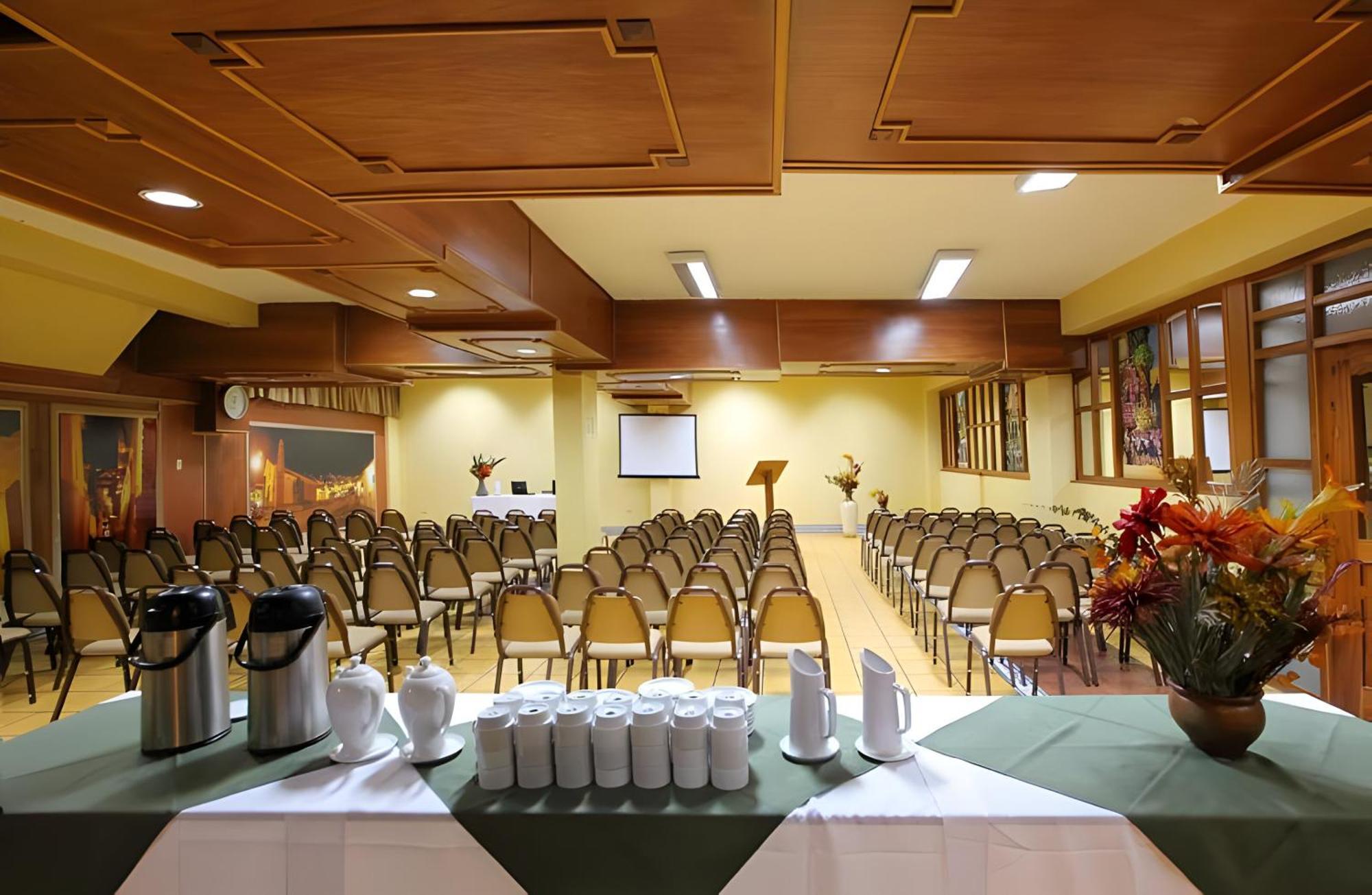 Hotel El Puma กุสโก ภายนอก รูปภาพ